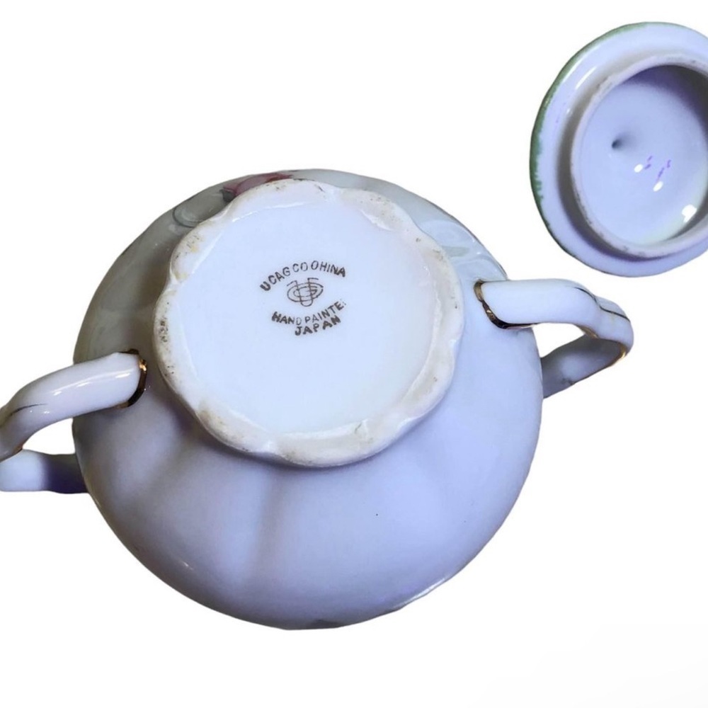 Vintage Floral With Gold Trim Sugar Bowl Maker Mark UCAGCO - Picture 8 of 8